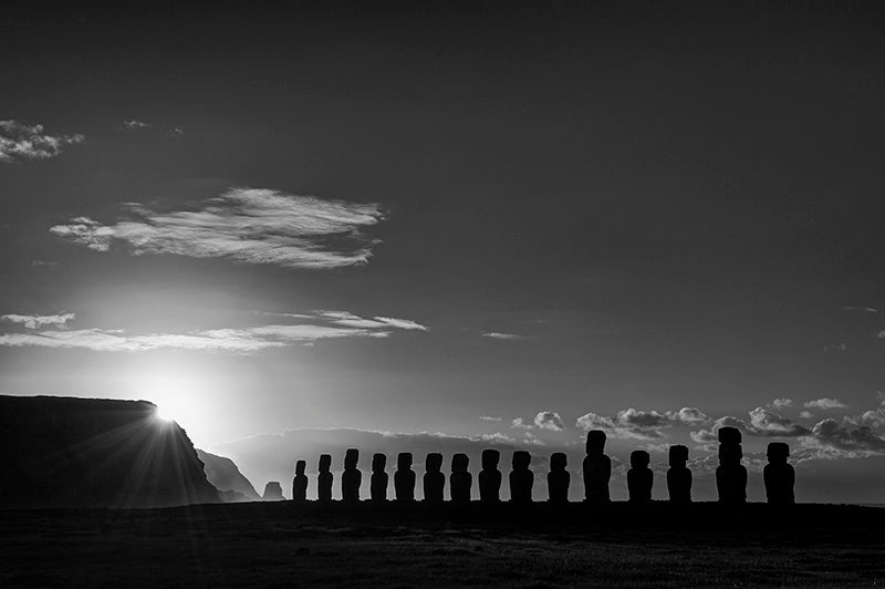 Amanecer en Tongariki Rapa Nui - Foto de Cote Baeza