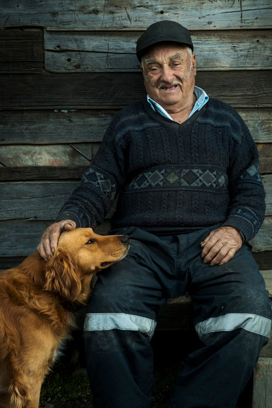 Don Sergio y perro - Foto de Pablo Wilson L.